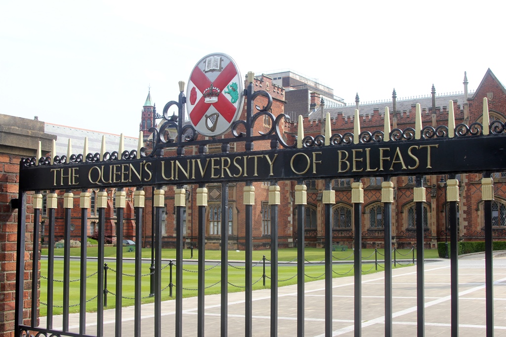 Gate, Queen's University